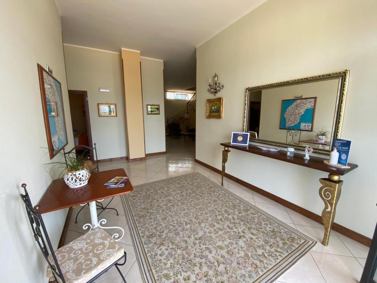 B&B Kalinifta Residence Carpignano Salentino Exterior foto